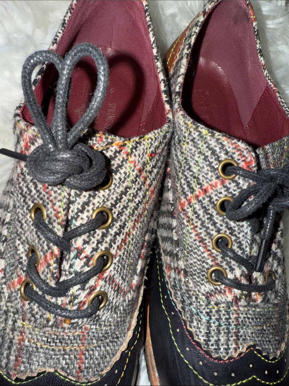 L’ARTISTE Multicolor Tweed with Black Leather Wingtip Oxfords - Picture 3 of 16